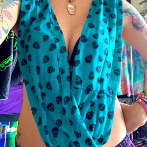 Skull infinity scarf